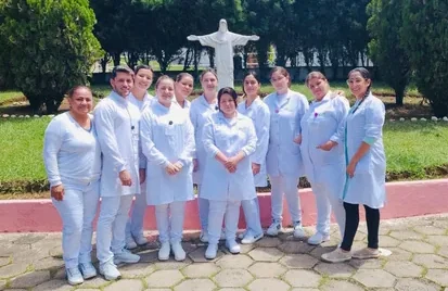 Equipe de colaboradoras uniformizadas do CTR2
